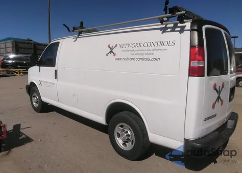 2017 Chevrolet Express 2500 Work Van from USA, damaged, VIN 1GCWGAFF4H1336232